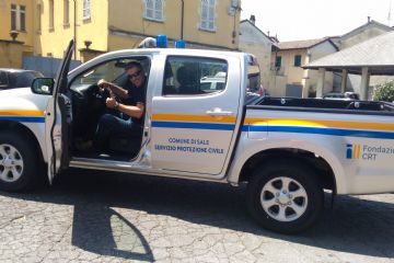 Il nuovo mezzo operativo in dotazione al gruppo Comunale dei Volontari di Protezione Civile acquistato e allestito grazie anche al contributo della Fondazione CRT di Torino - ISUZU D-Max Crew 4X4 PickUp